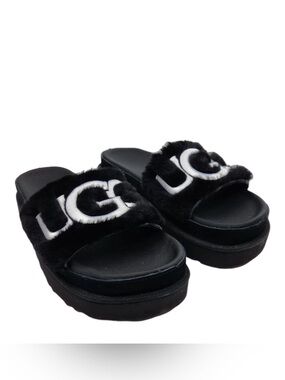 UEC UGG Laton Women's SZ 7
Fur Slide Sandal Black White